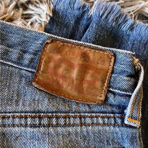 Levi’s White Oak Cone Denim Jeans - Picture 2 of 3